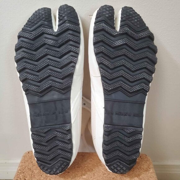 BNIB - Unisex Tabi Canvas Lace-Up High-Top Shoes - Picture 4 of 6